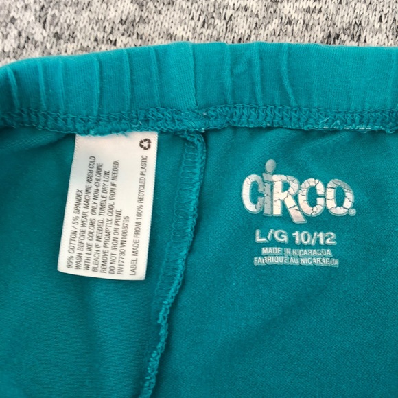 Bundle of Girls Leggings - Picture 10 of 11